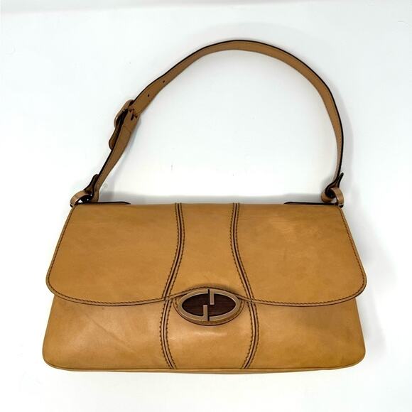 Gucci Vintage Camel Leather Shoulder Bag – Rare GG Logo, 2000s Minimalist Icon - Picture 10 of 14